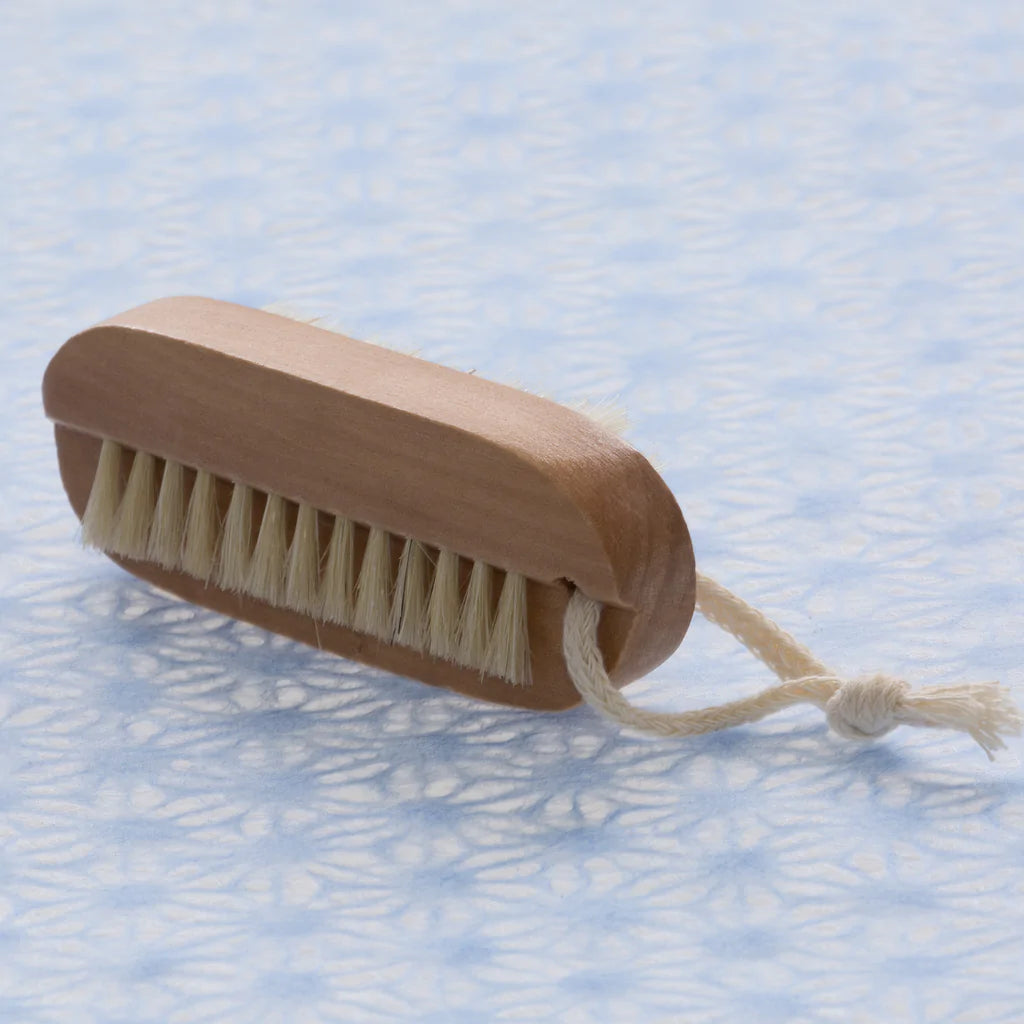 Wood Nail Brush with Dual Brushing Tips